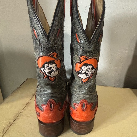 Corral Boots Shoes - Oklahoma State (OSU) Pistol Pete cowboy Boots - Grey and Orange